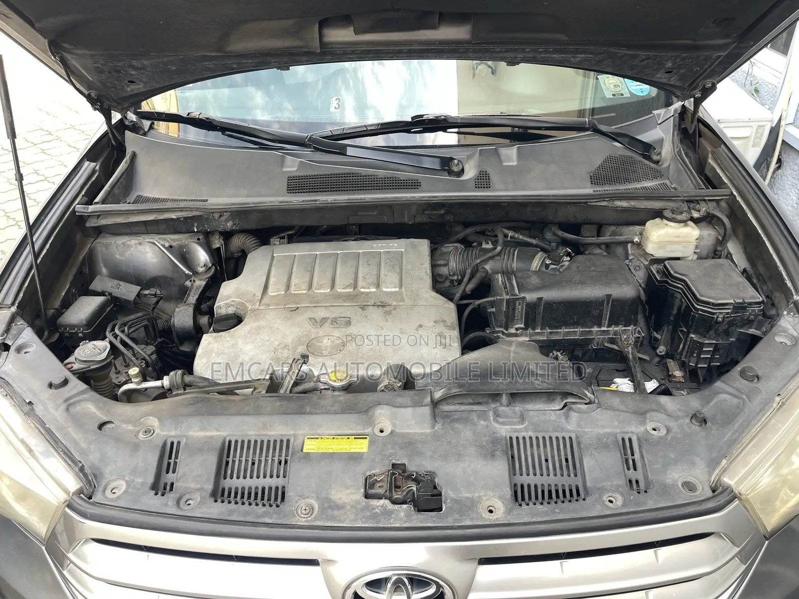 Toyota Highlander Limited 2011 Red