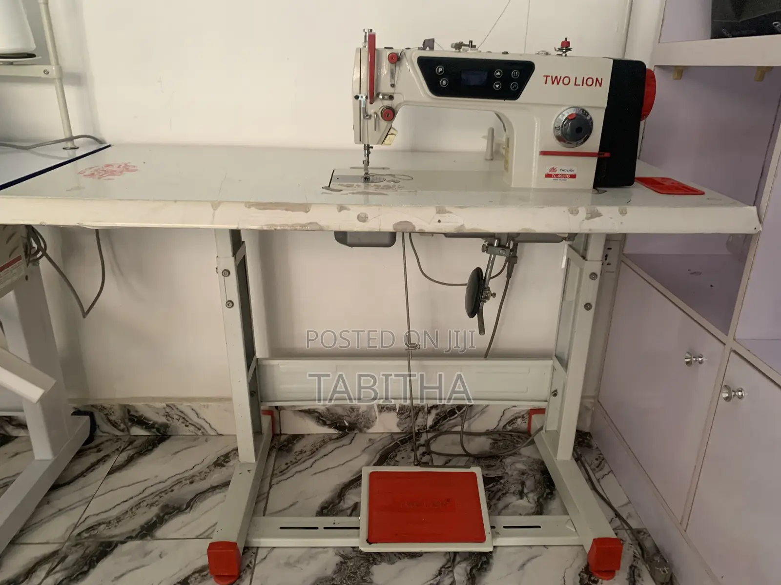 Two Lions Direct Drive Sewing Machine