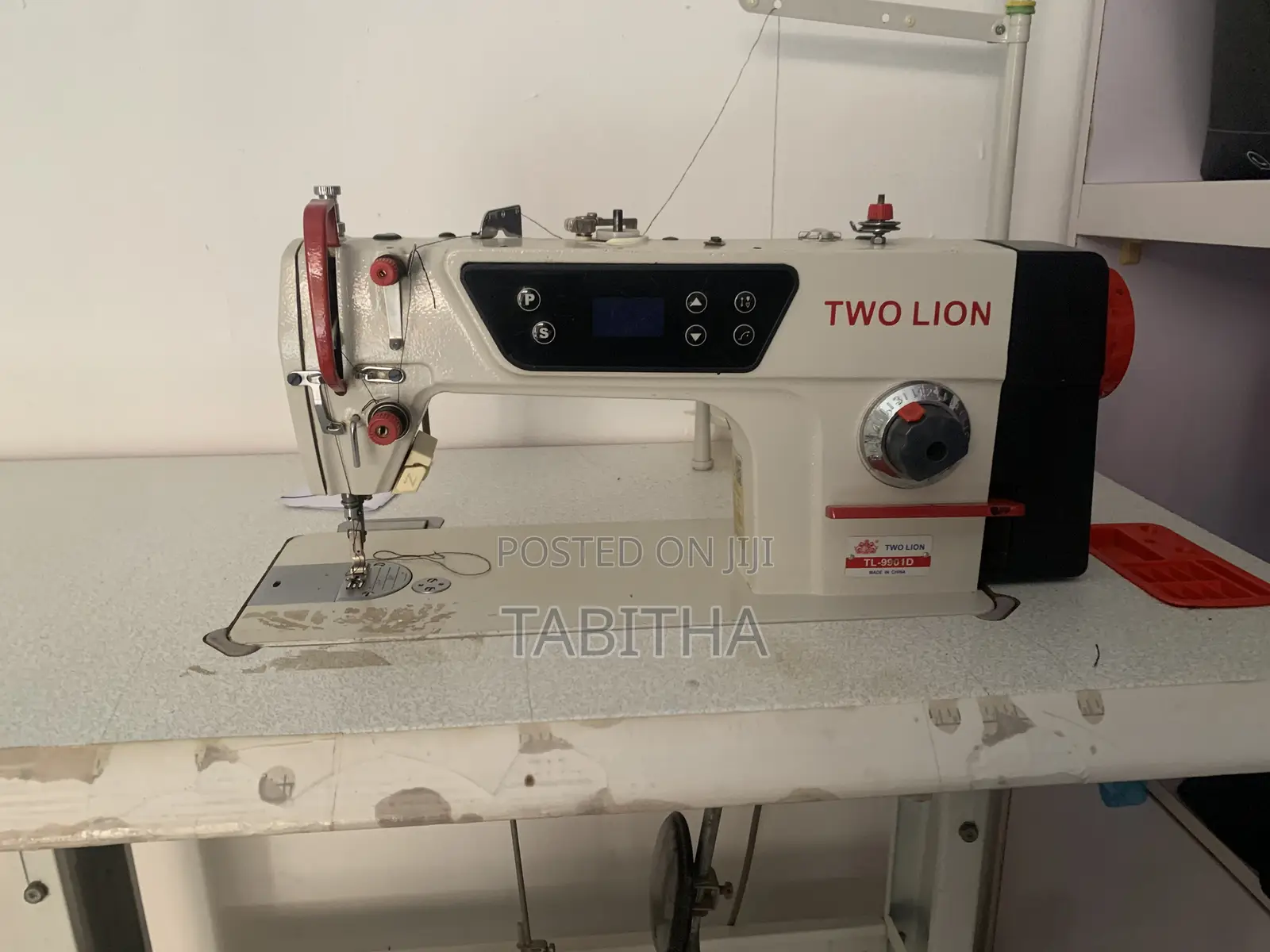 Two Lions Direct Drive Sewing Machine