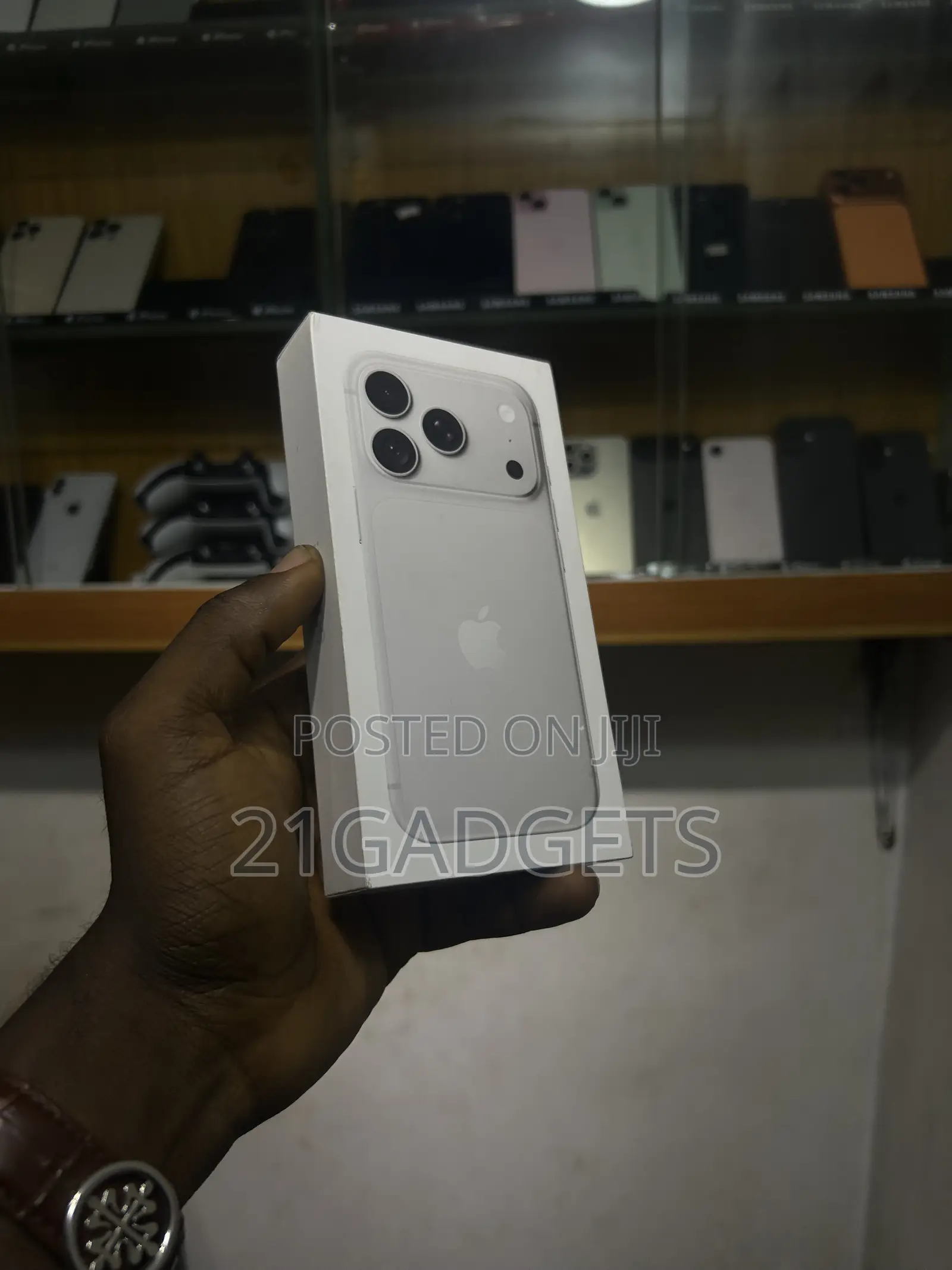 New Apple iPhone 18 Pro 256 GB Silver