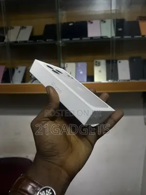 New Apple iPhone 18 Pro 256 GB Silver