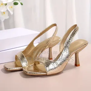 Gorgeous Gold Sling Back Party Sandals ( Size UK 6.5/40)