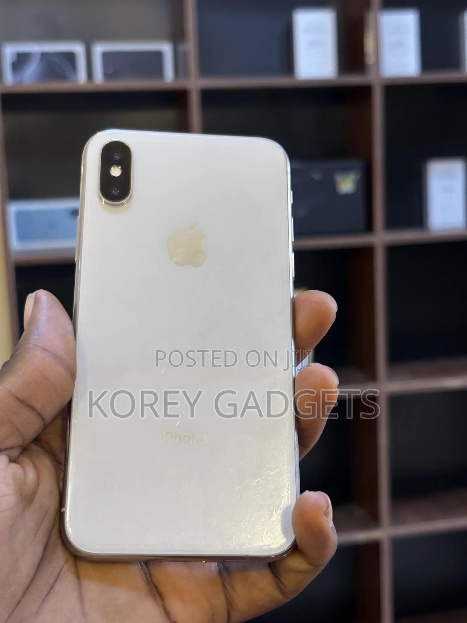 Apple iPhone X 64 GB White