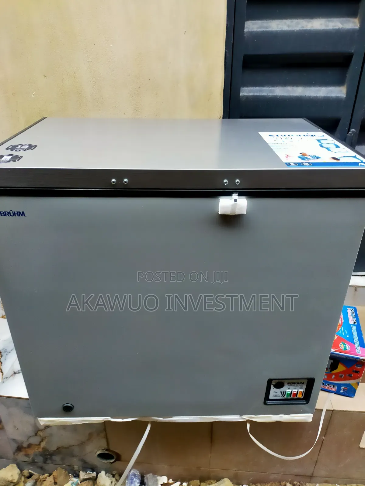 BRUHM Freezer Fast Frozen 250 Liters