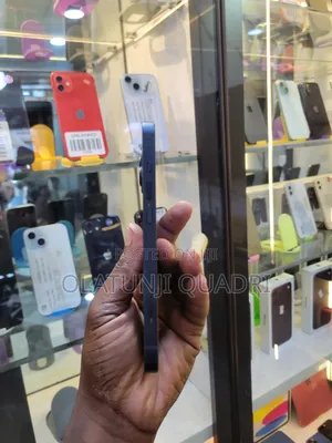Apple iPhone 13 128 GB Black