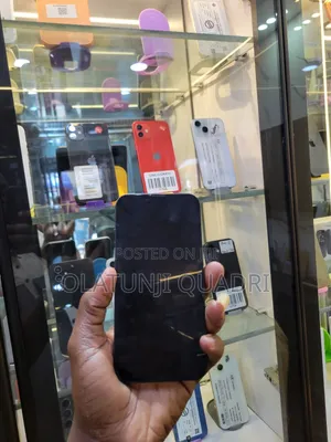 Apple iPhone 13 128 GB Black