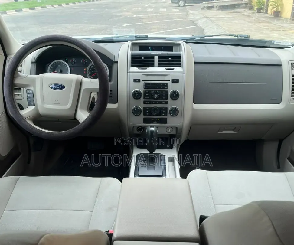 Ford Escape XLS 2012 White