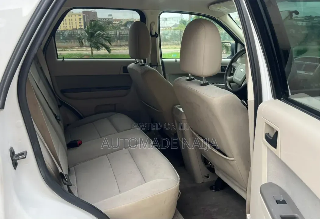 Ford Escape XLS 2012 White