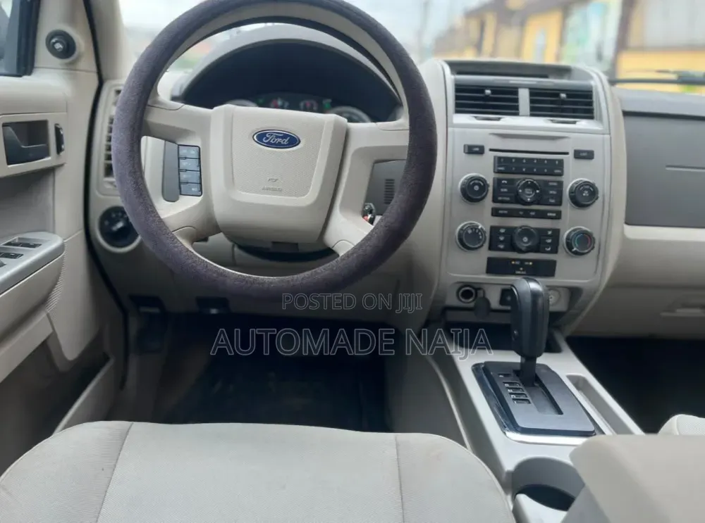 Ford Escape XLS 2012 White