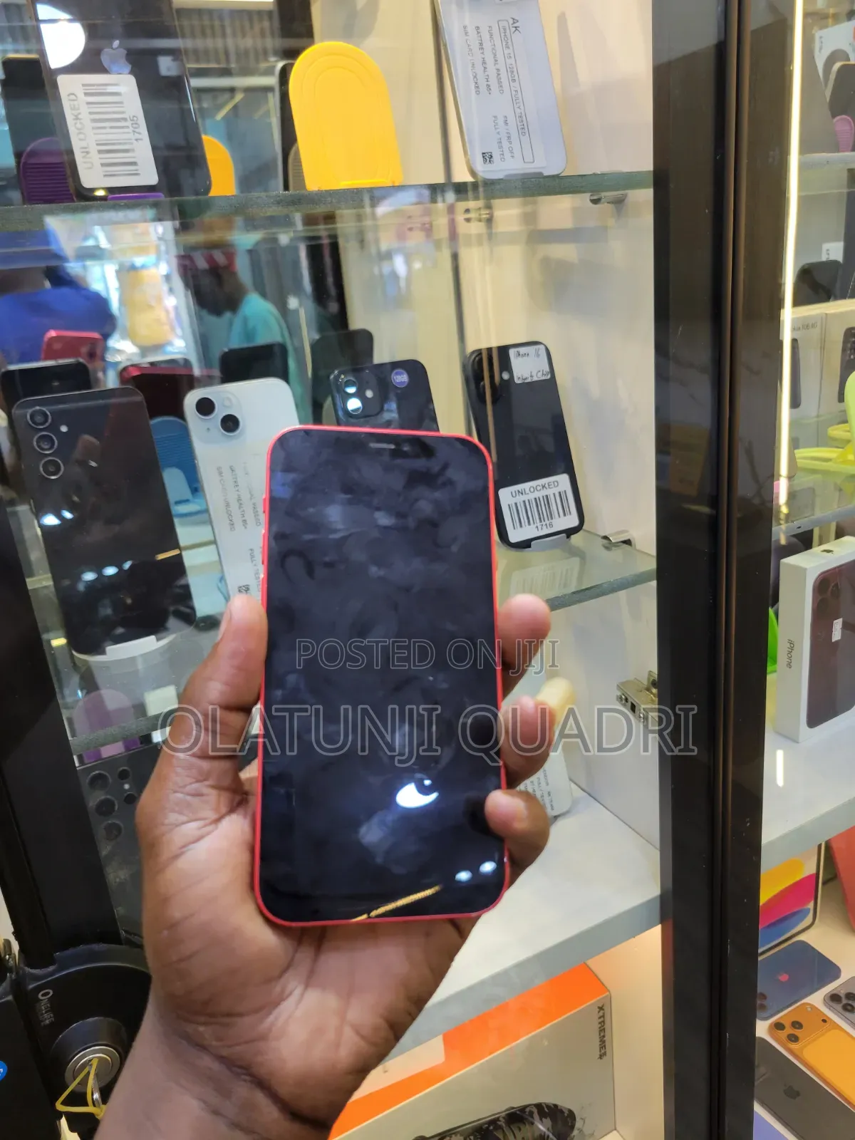 Apple iPhone 12 64 GB Red