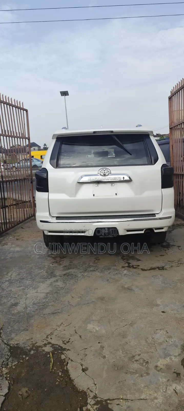 Toyota 4-Runner 2014 White