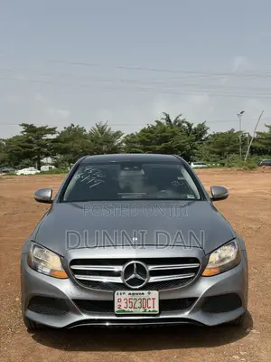Mercedes-Benz C300 Sport 4Matic Sedan AWD (2.0L 4cyll 7A) 2016 Gray