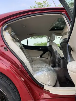 Lexus IS 250 2010 Red