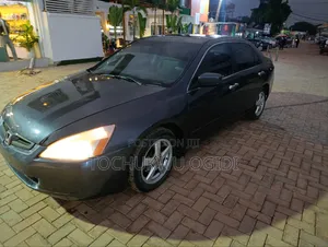 Honda Accord 2004 Gray