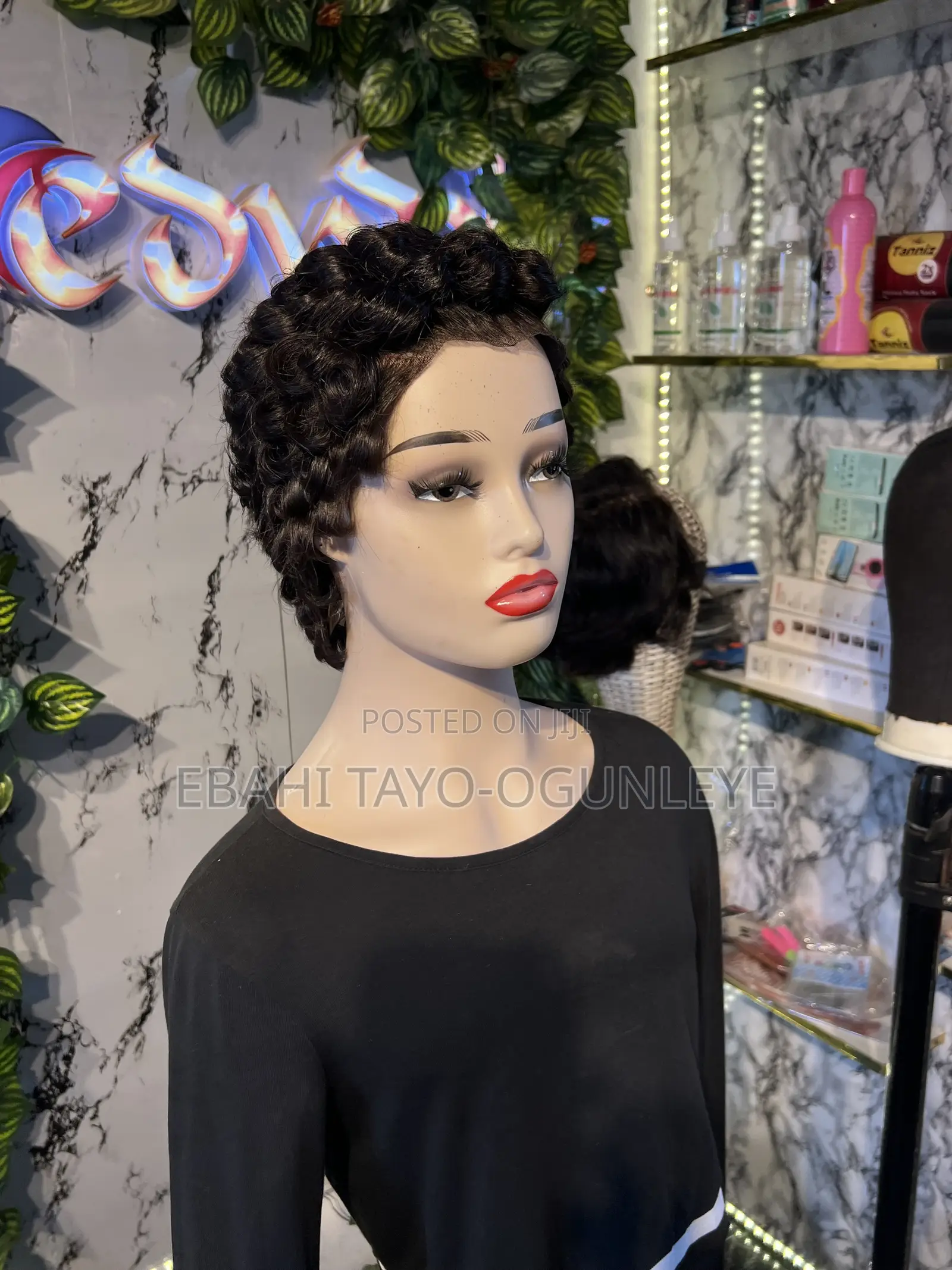 Pixie Cut Tiwa Wig