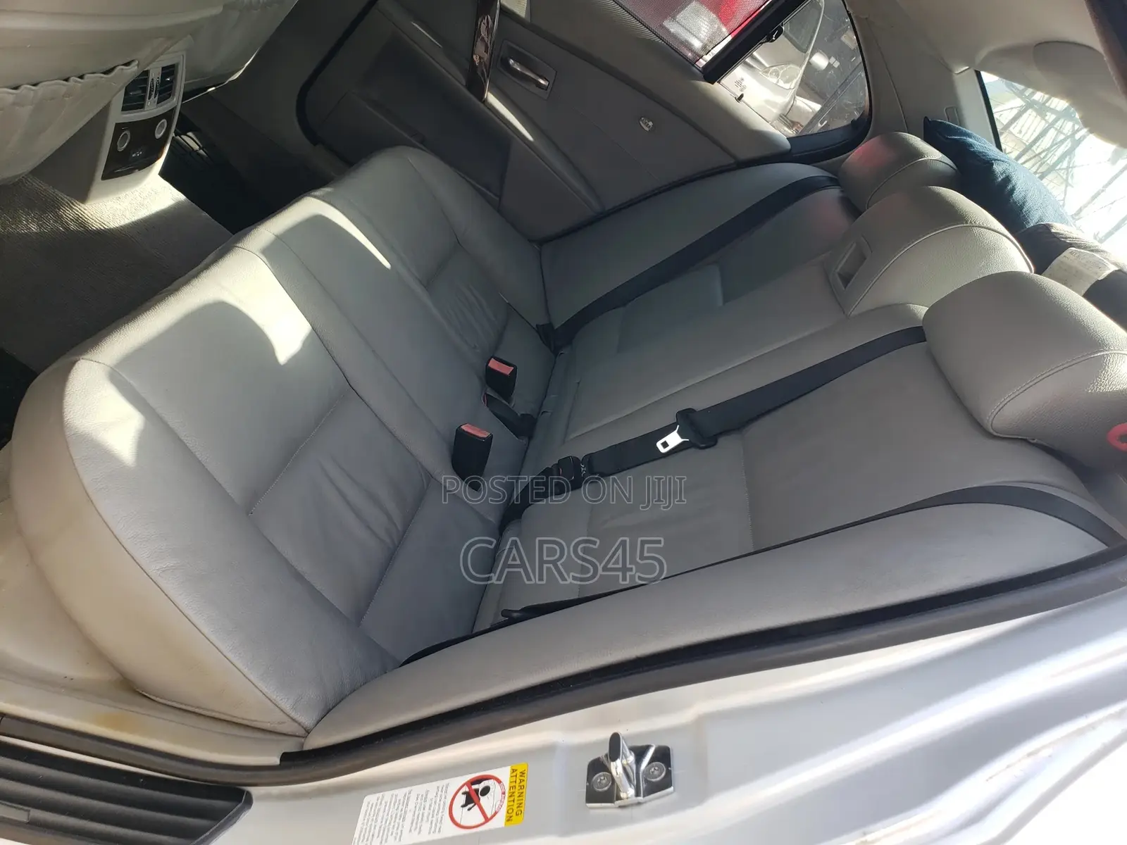 BMW 523i 2006 Silver