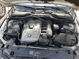 BMW 523i 2006 Silver