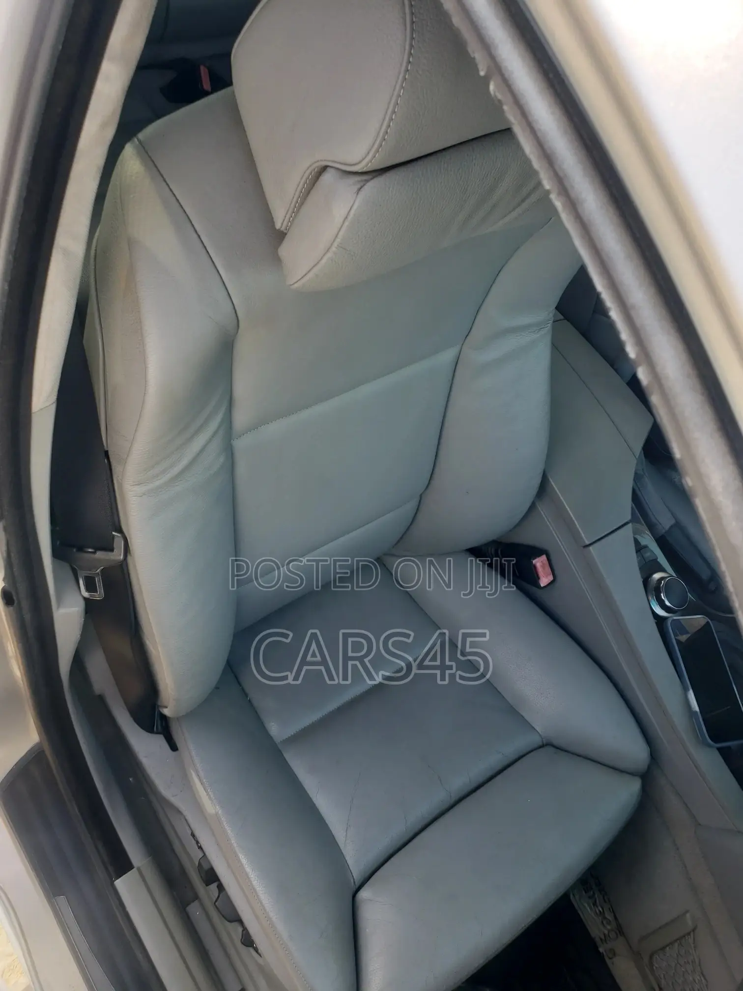 BMW 523i 2006 Silver