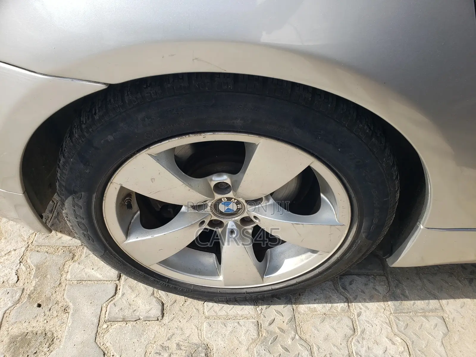 BMW 523i 2006 Silver