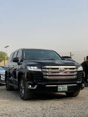 Toyota Land Cruiser 2011 Black