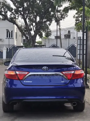 Toyota Camry 2016 Blue