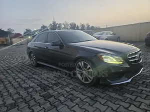 Mercedes-Benz E350 Base 4Matic Sedan AWD (3.5L 6cyl 7A) 2014 Gray