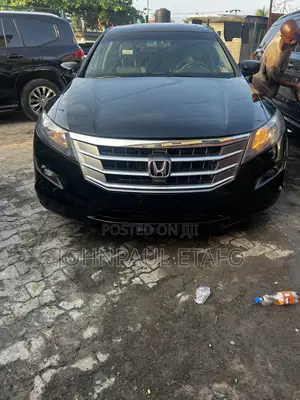 Honda Crosstour 2012 Black