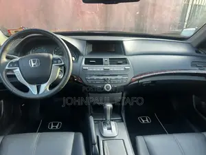 Honda Crosstour 2012 Black