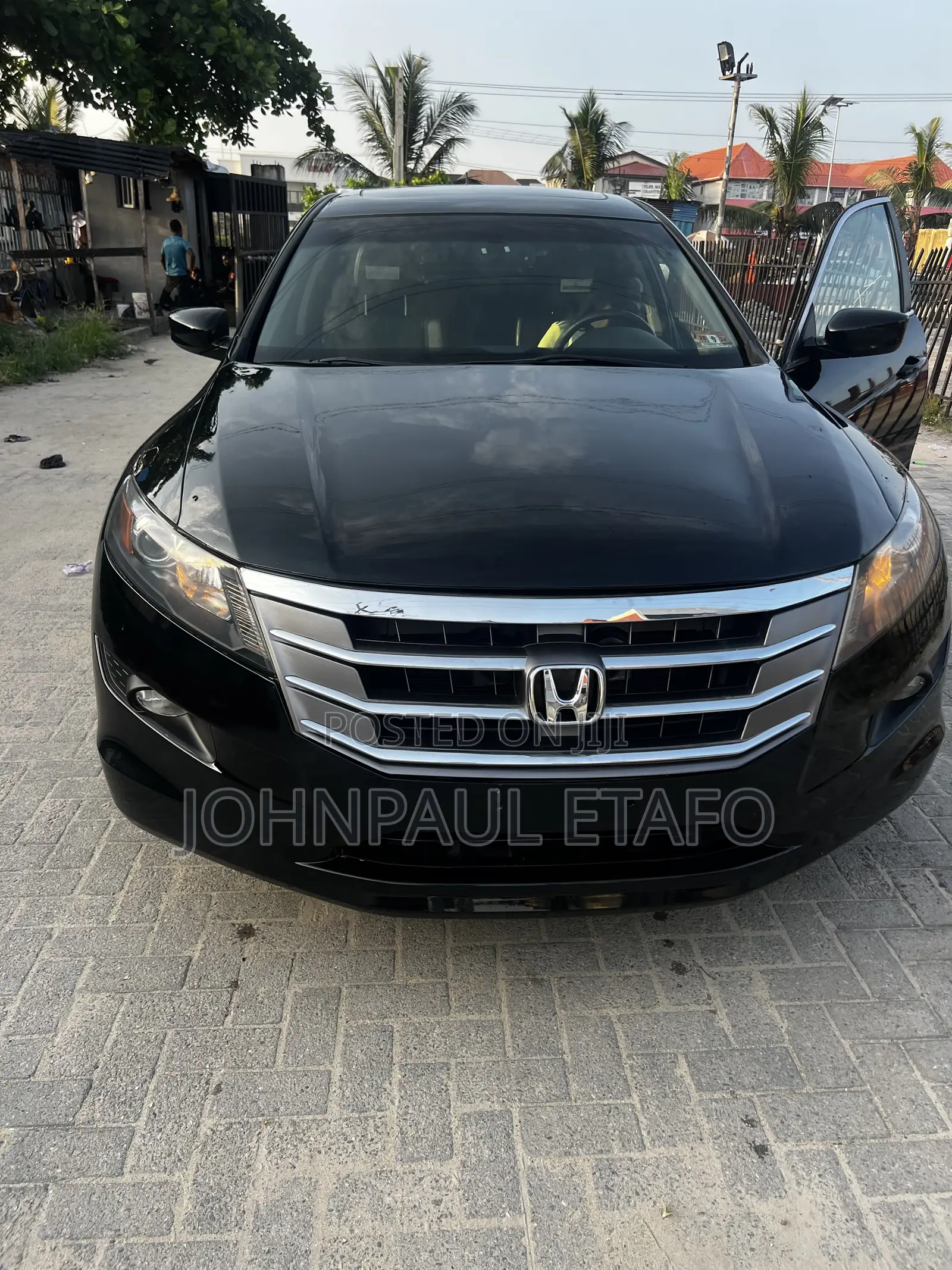 Honda Crosstour 2012 Black