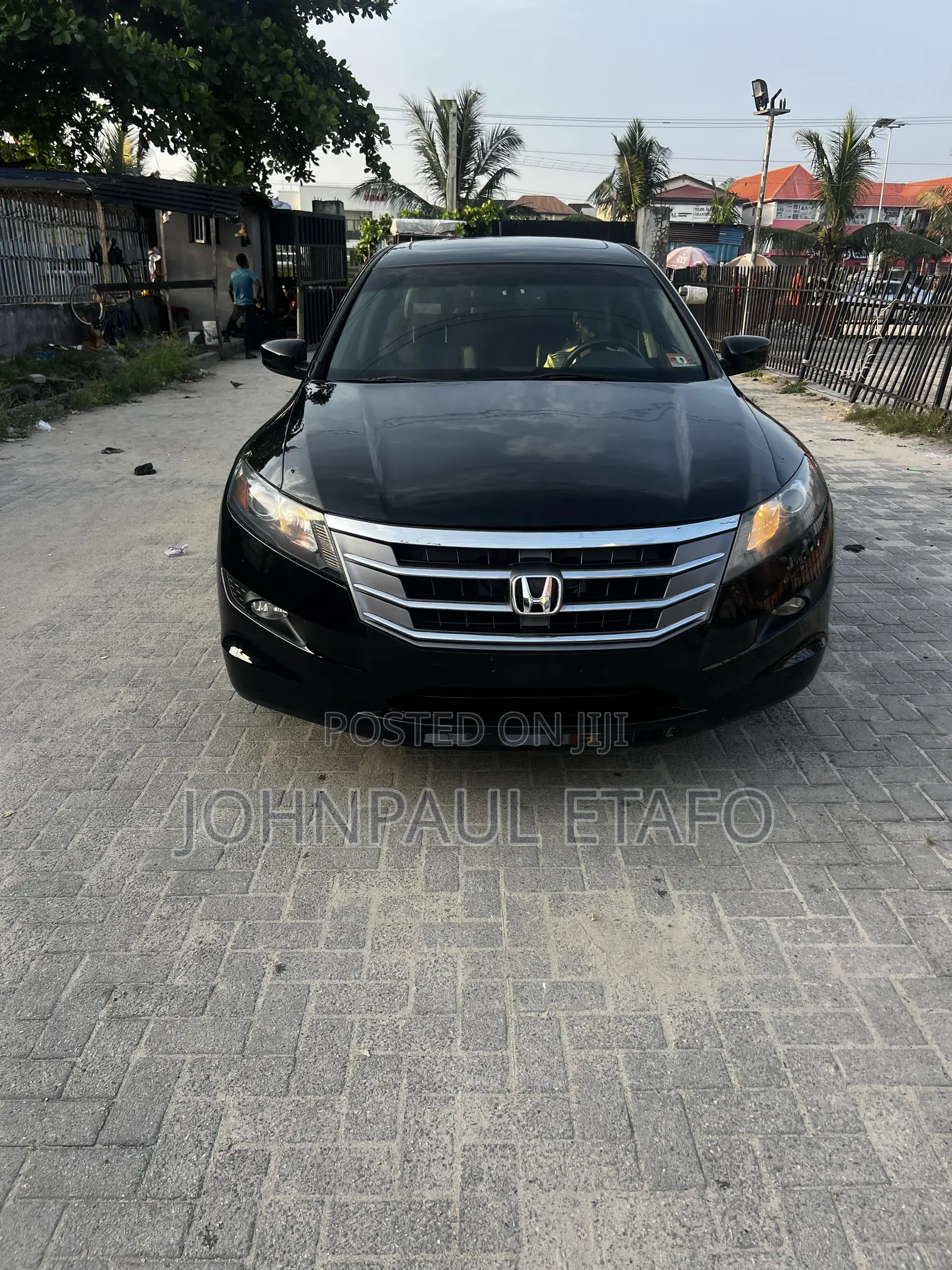 Honda Crosstour 2012 Black