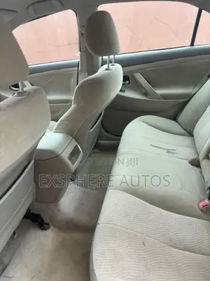 Toyota Camry 2010 Gold