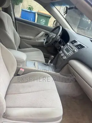 Toyota Camry 2010 Gold