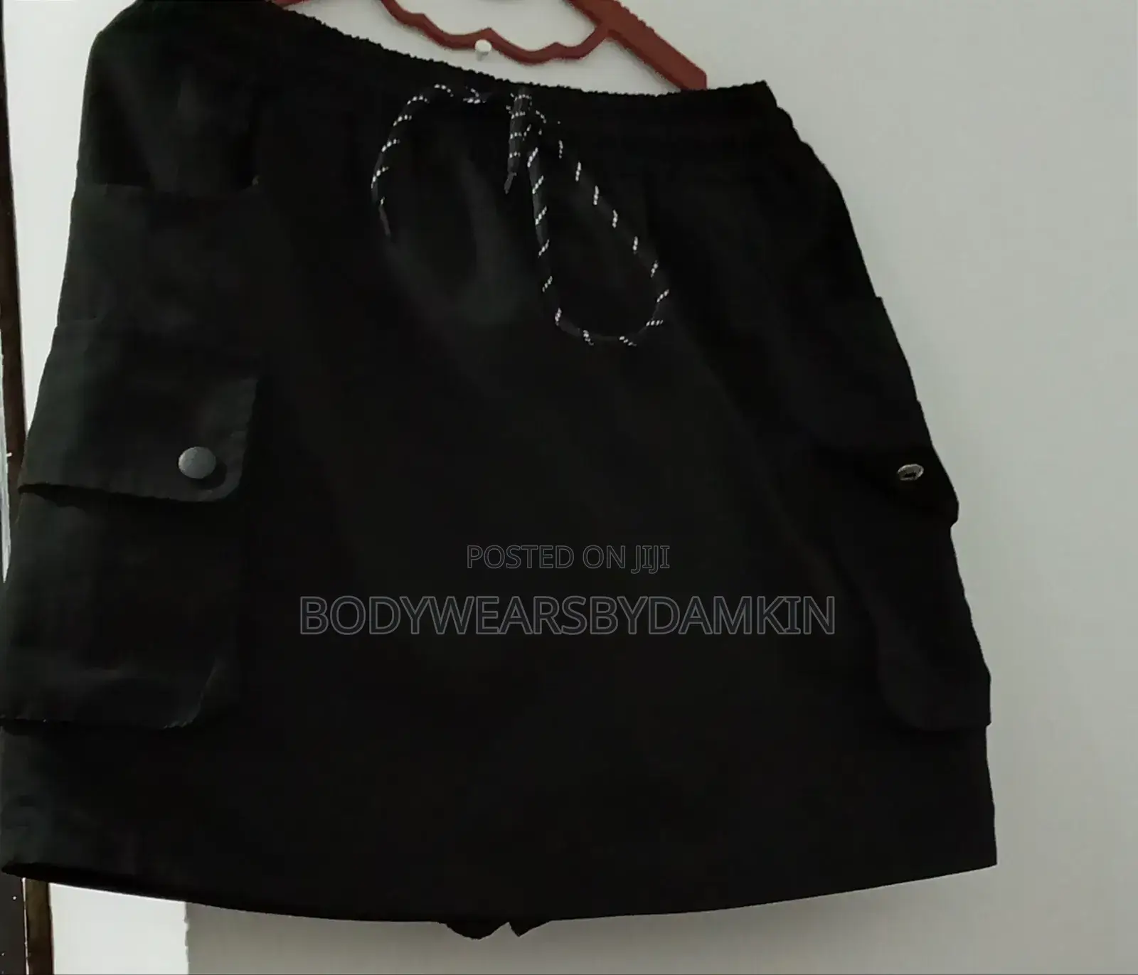 A Front Zip Mini Skirt