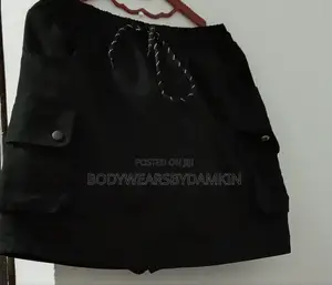 A Front Zip Mini Skirt
