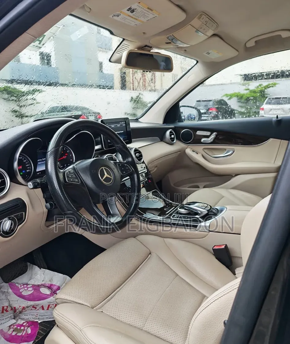 Mercedes-Benz GLC-Class 2017 Black