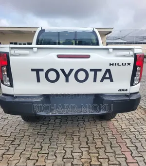 New Toyota Hilux 2026 White