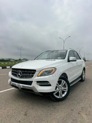 Mercedes-Benz M Class ML350 4MATIC 4dr SUV AWD (3.5L 6cyl 7A) 2014