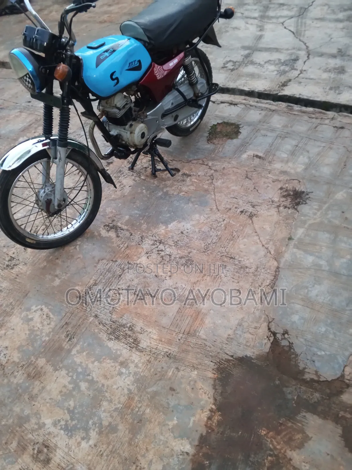 Bajaj Boxer 100 2023 Red