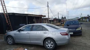 Toyota Camry LE 4dr Sedan (2.4L 4cyl 5A) 2007 Silver