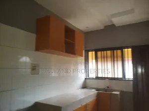 3bdrm Block of Flats in Peace Ville Estate, Ado / Ajah for rent