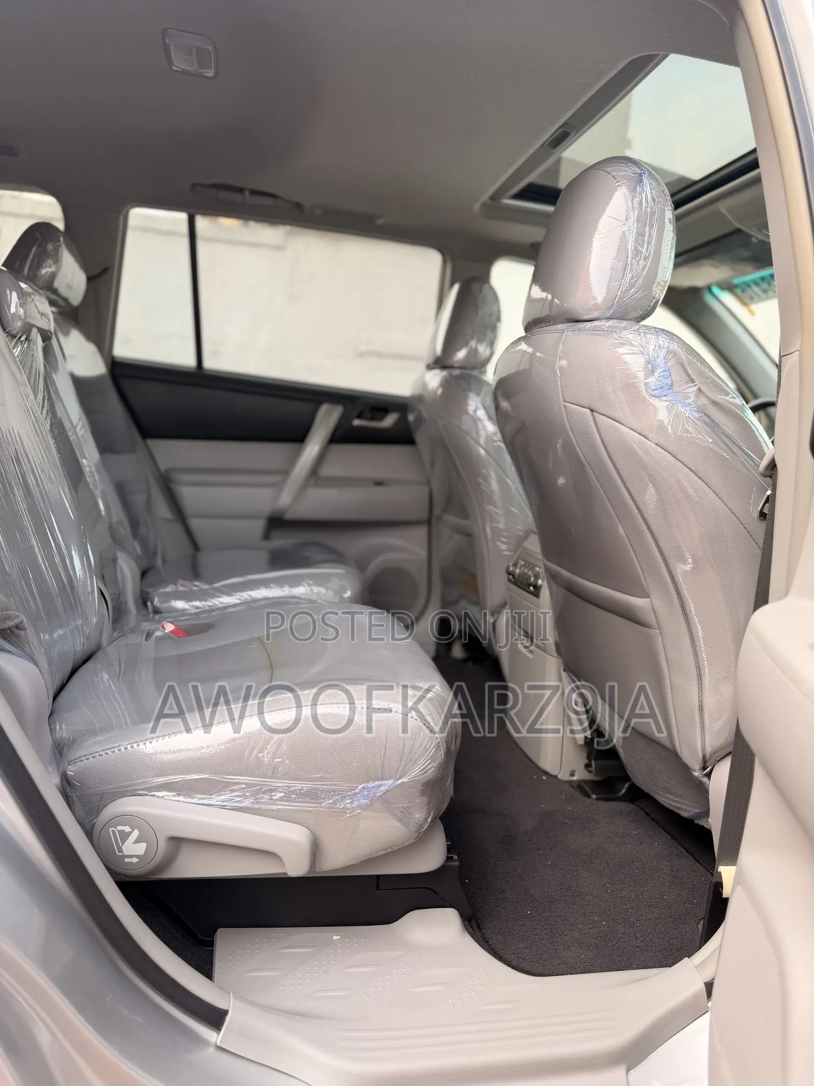 Toyota Highlander SE 2012 Silver