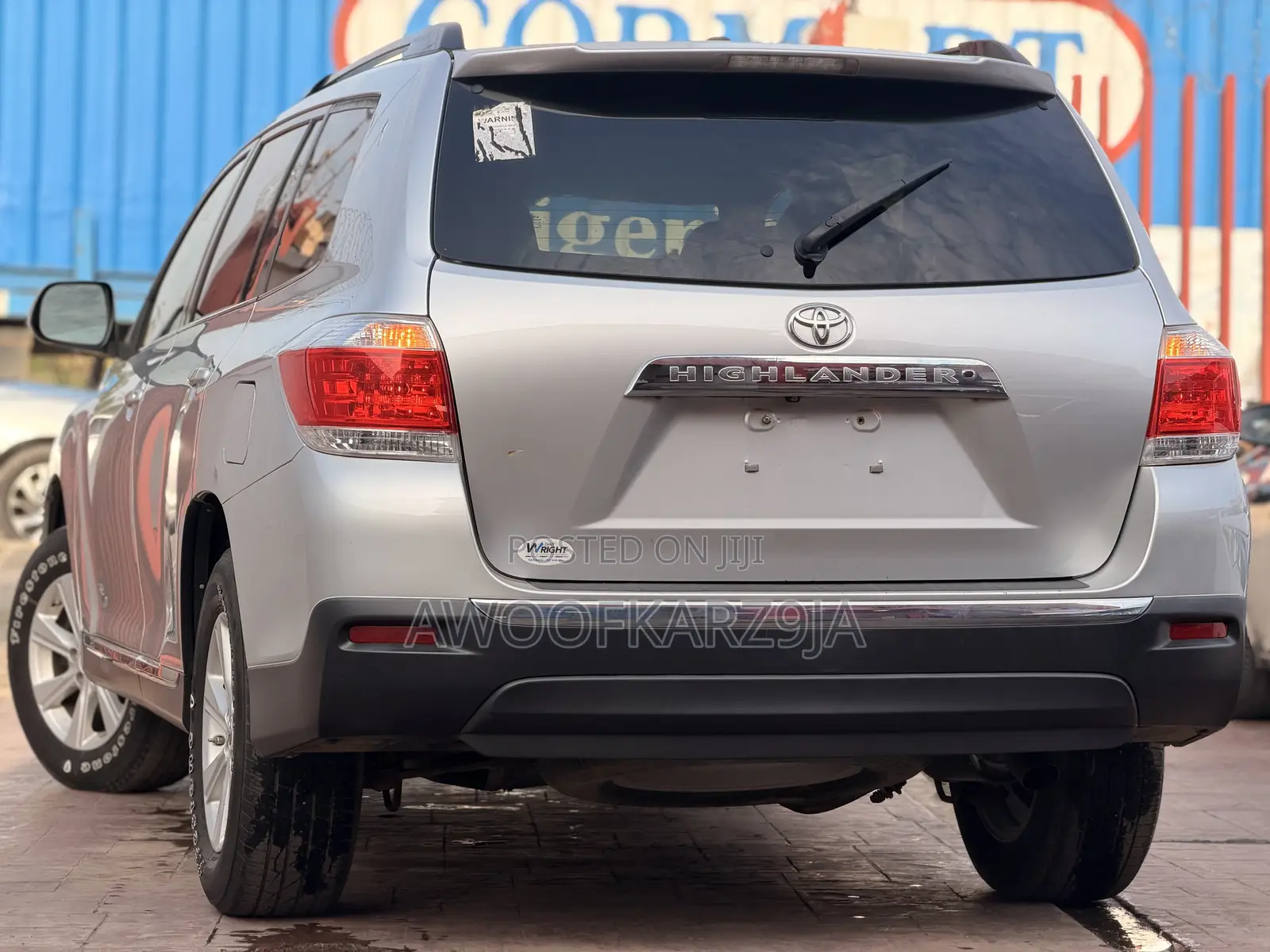 Toyota Highlander SE 2012 Silver