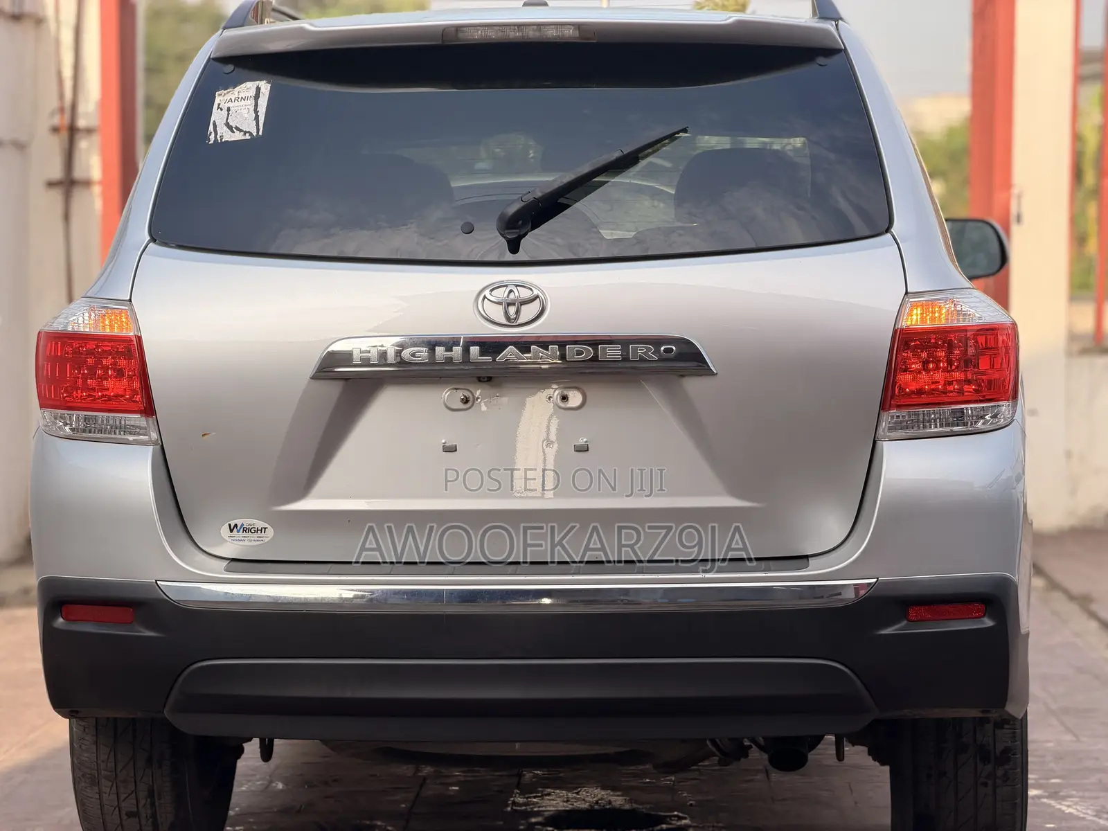 Toyota Highlander SE 2012 Silver