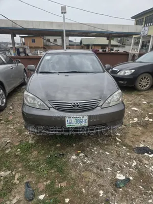 Toyota Camry SE 4dr Sedan (2.4L 4cyl 4A) 2003 Gray