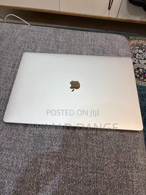 Laptop Apple MacBook Pro 2019 32GB Intel Core i9 SSD 512GB
