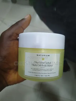 Naturium Glow Getter Multi-Oil Body Butter 232ml / 7.85 Fl Oz