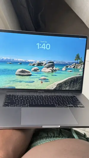 Laptop Apple MacBook Pro 2019 32GB Intel Core i9 SSD 1T