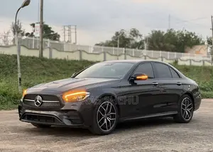 Mercedes-Benz E350 2021 Black