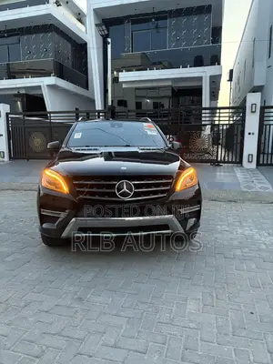 Mercedes-Benz M Class ML 550 4Matic 2013 Black
