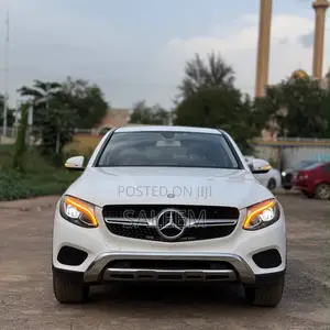 Mercedes-Benz GLC-Class 2017 White